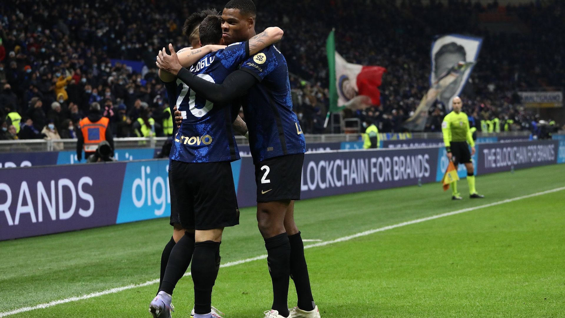 Победи за Интер и Милан запазиха разликата на върха в Италия