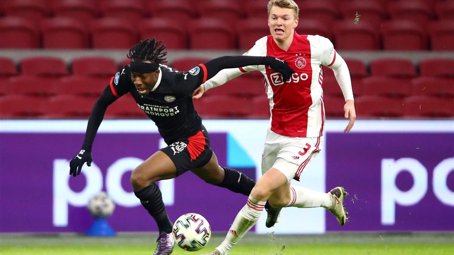Развръзката за титлата в Eredivisie: Аякс и ПСВ с решаващи битки