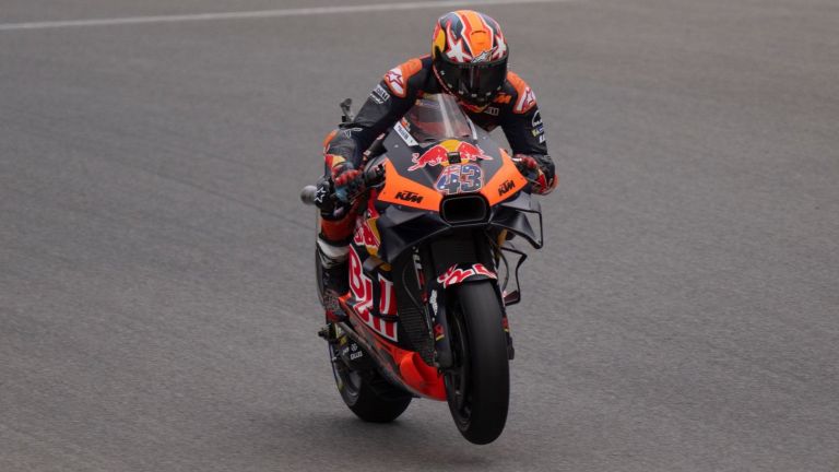 Австралиец постави рекорд, а испанец е с тежки травми преди старта на сезона в Moto GP (Видео)