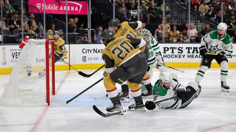 Вива Лас Вегас - и четвъртият мач от финалите в NHL бе решен с овъртайм
