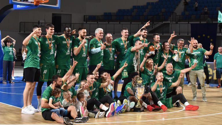 Балкан навакса 12 точки в Бургас и пак е шампион