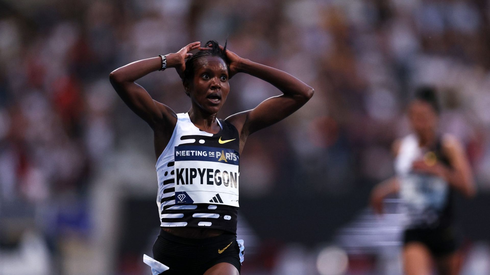 Париж видя световни рекорди и неуспешно завръщане на олимпийския шампион в спринта