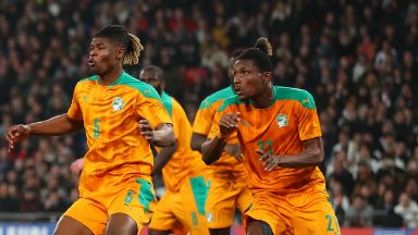Срамна вечер за домакините: Кот д'Ивоар е на изхода на домашния си турнир